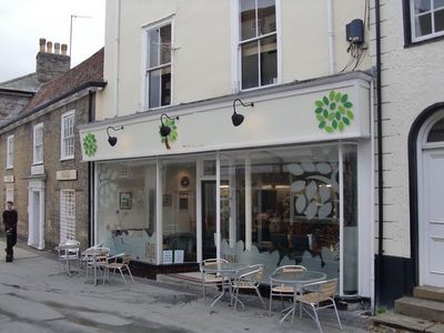 Bradleys Countrywide testimonial image - Julie - LIMETREE CAFE, STOWMARKET 